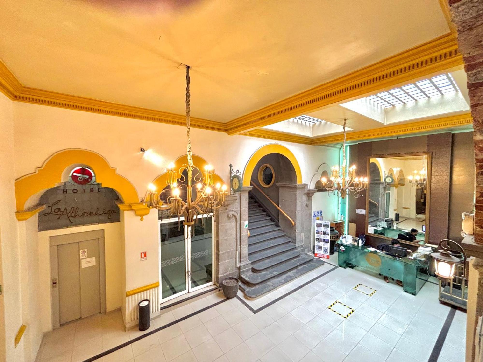 Hotel La Alhondiga Puebla Luaran gambar