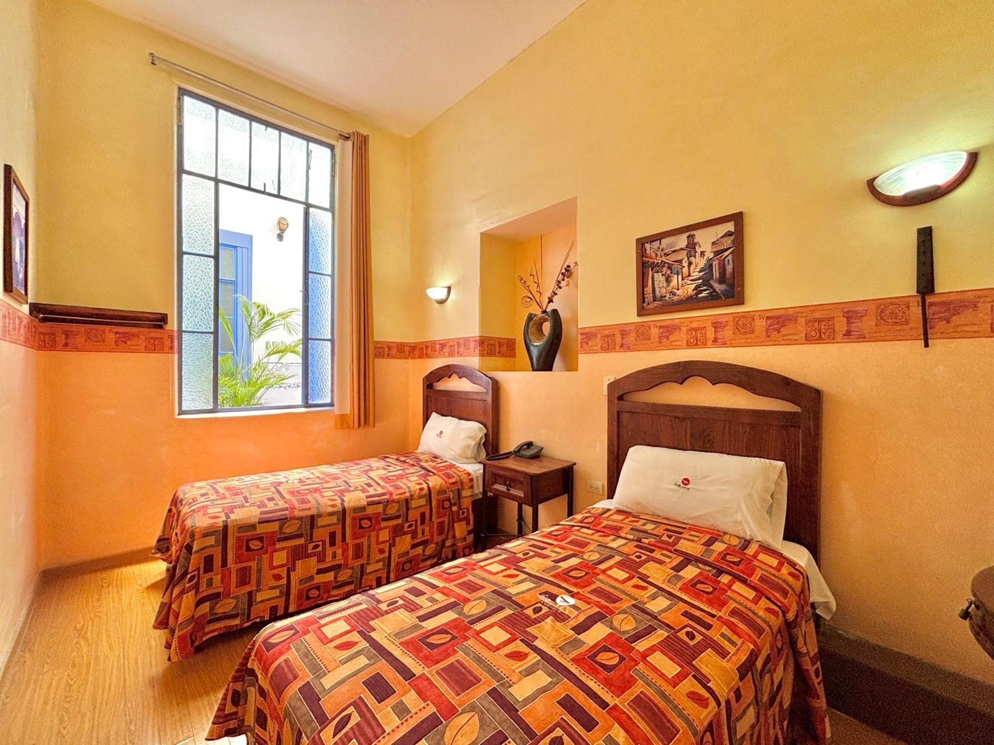 Hotel La Alhondiga Puebla Luaran gambar